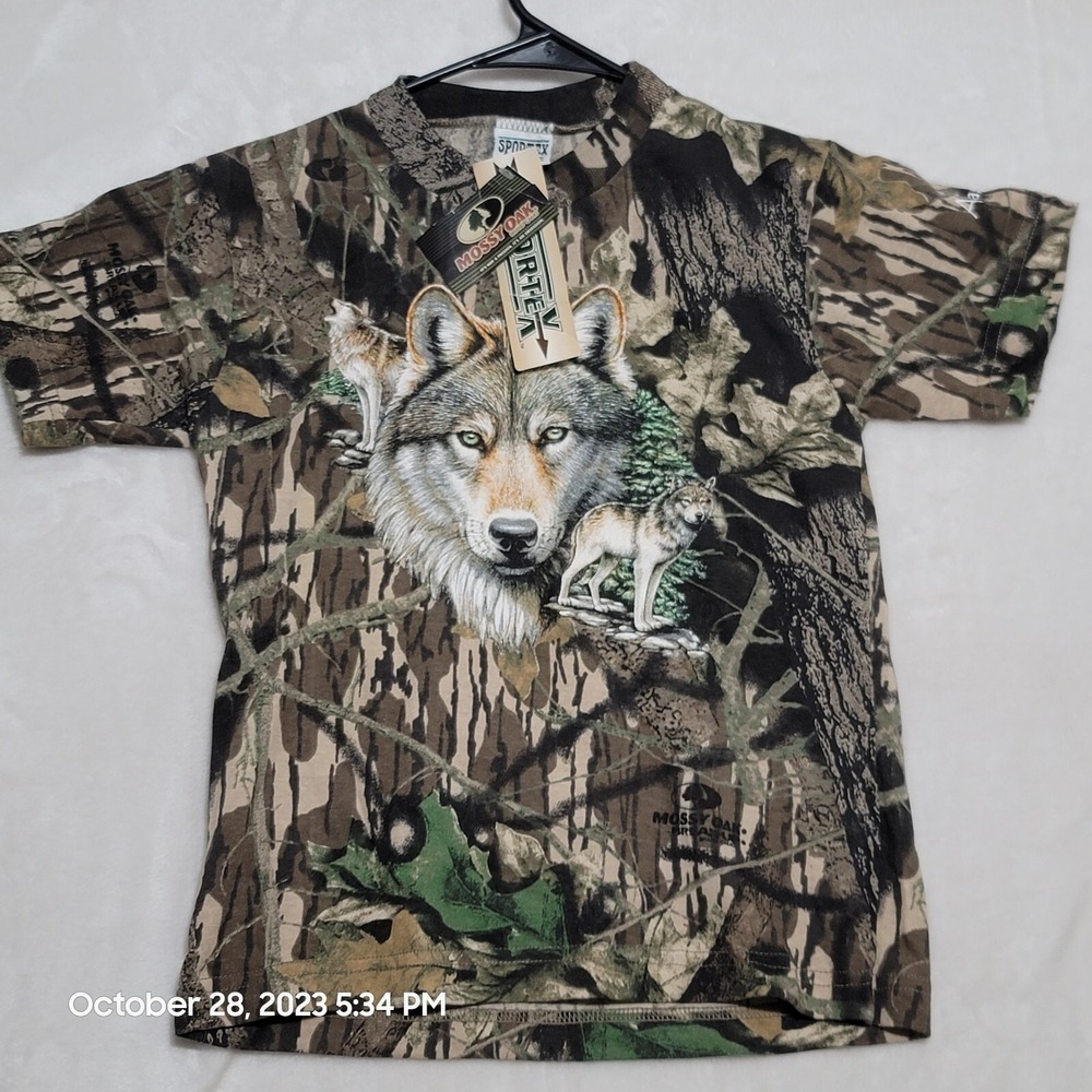 Mossy Oak Kids Camo T Shirt Size M Medium Short Sleeve Camouflage Casual Wolf